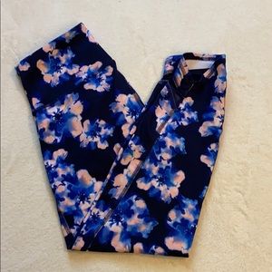 7/8 athletic leggings